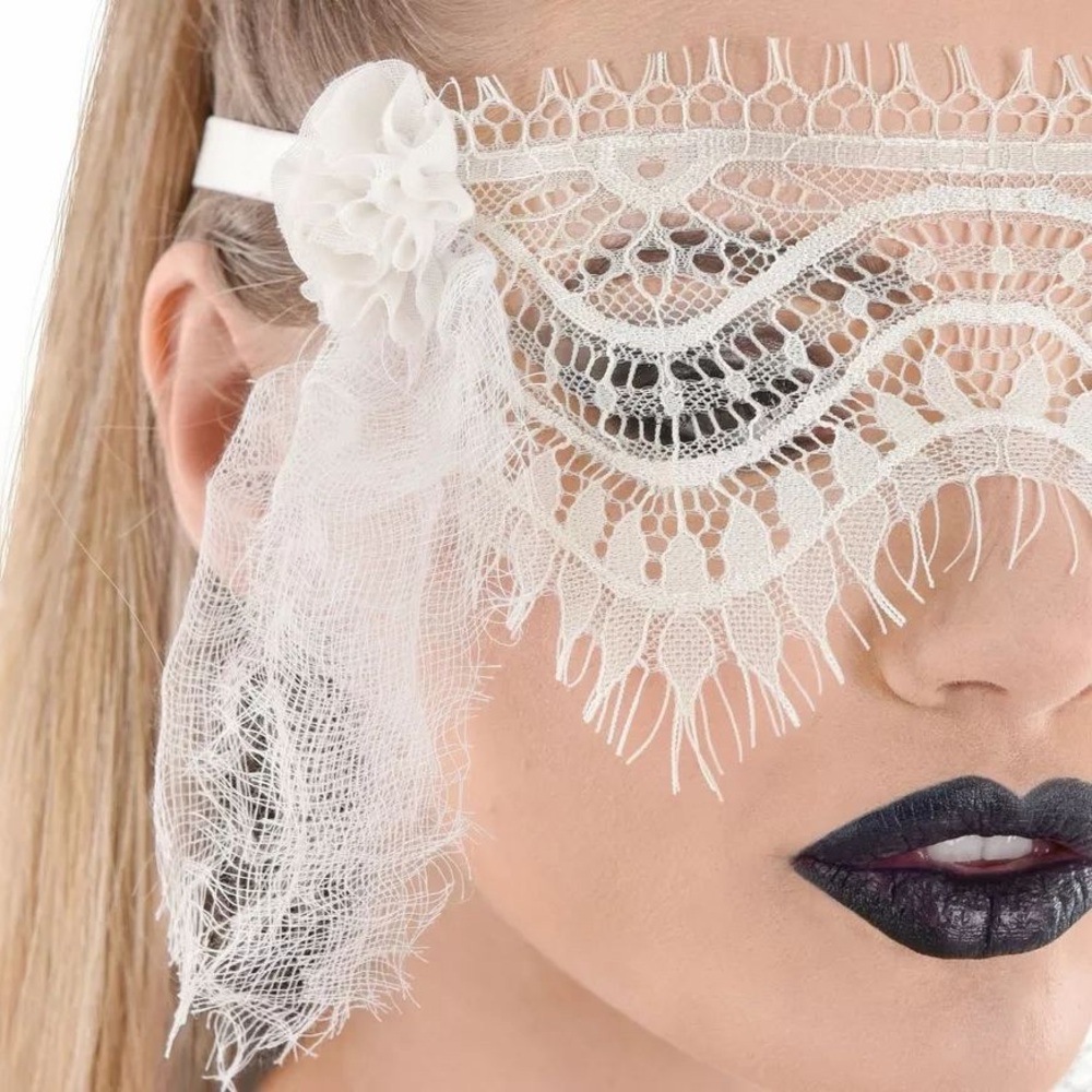 White Lace Eye Mask